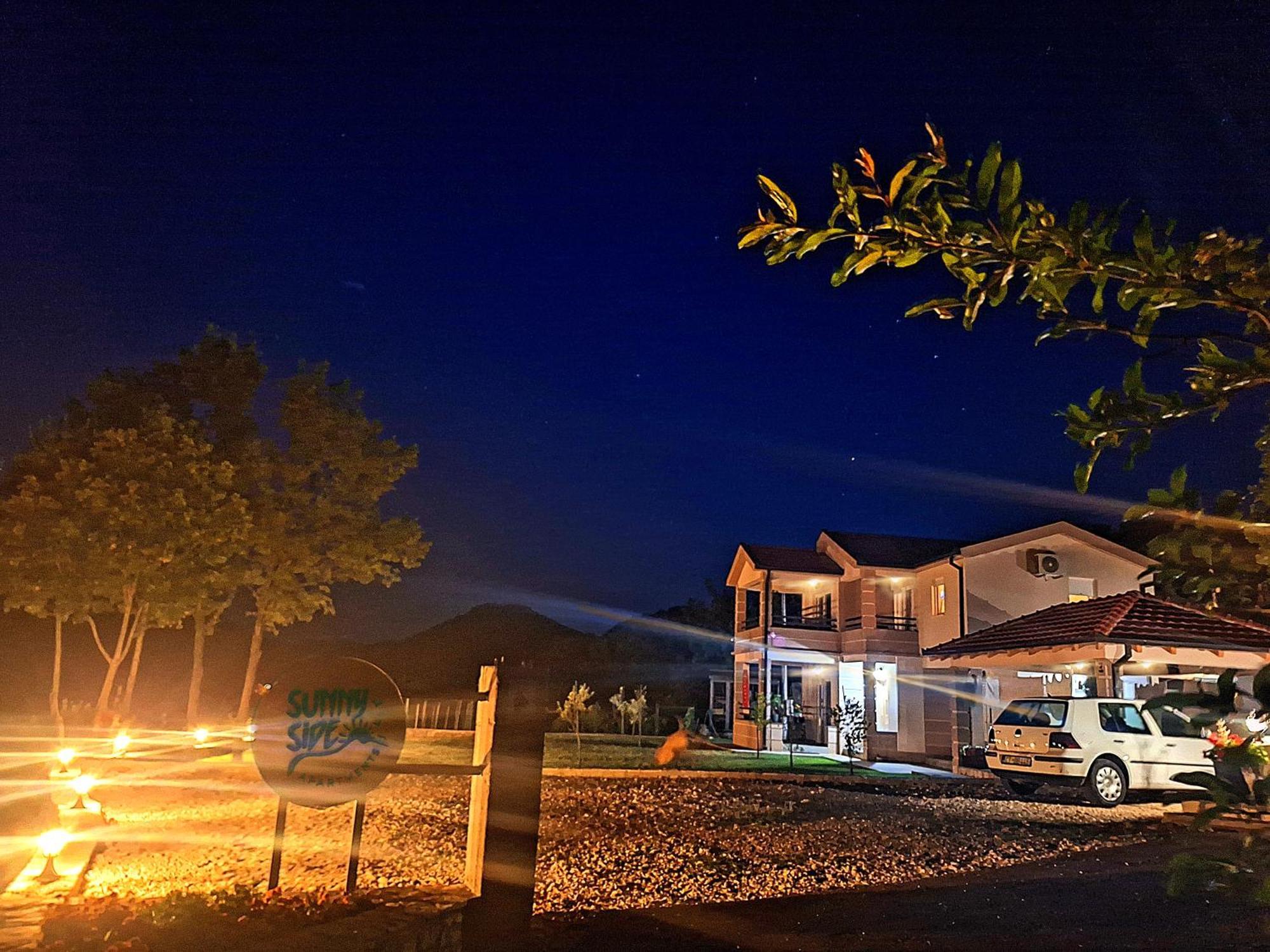 Sunny Side Apartments Рієка Црноєвіча Екстер'єр фото
